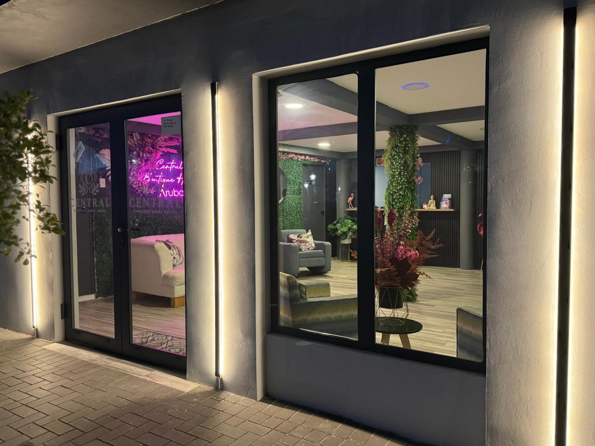 Central Boutique Hotel Οράνχεσταντ Εξωτερικό φωτογραφία