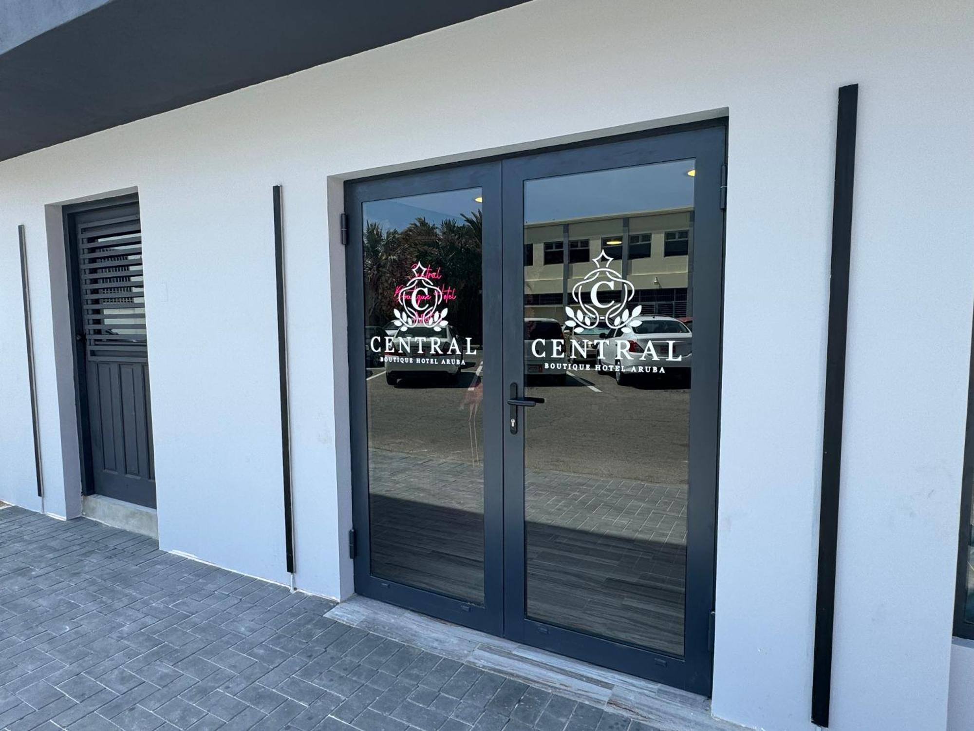 Central Boutique Hotel Οράνχεσταντ Εξωτερικό φωτογραφία