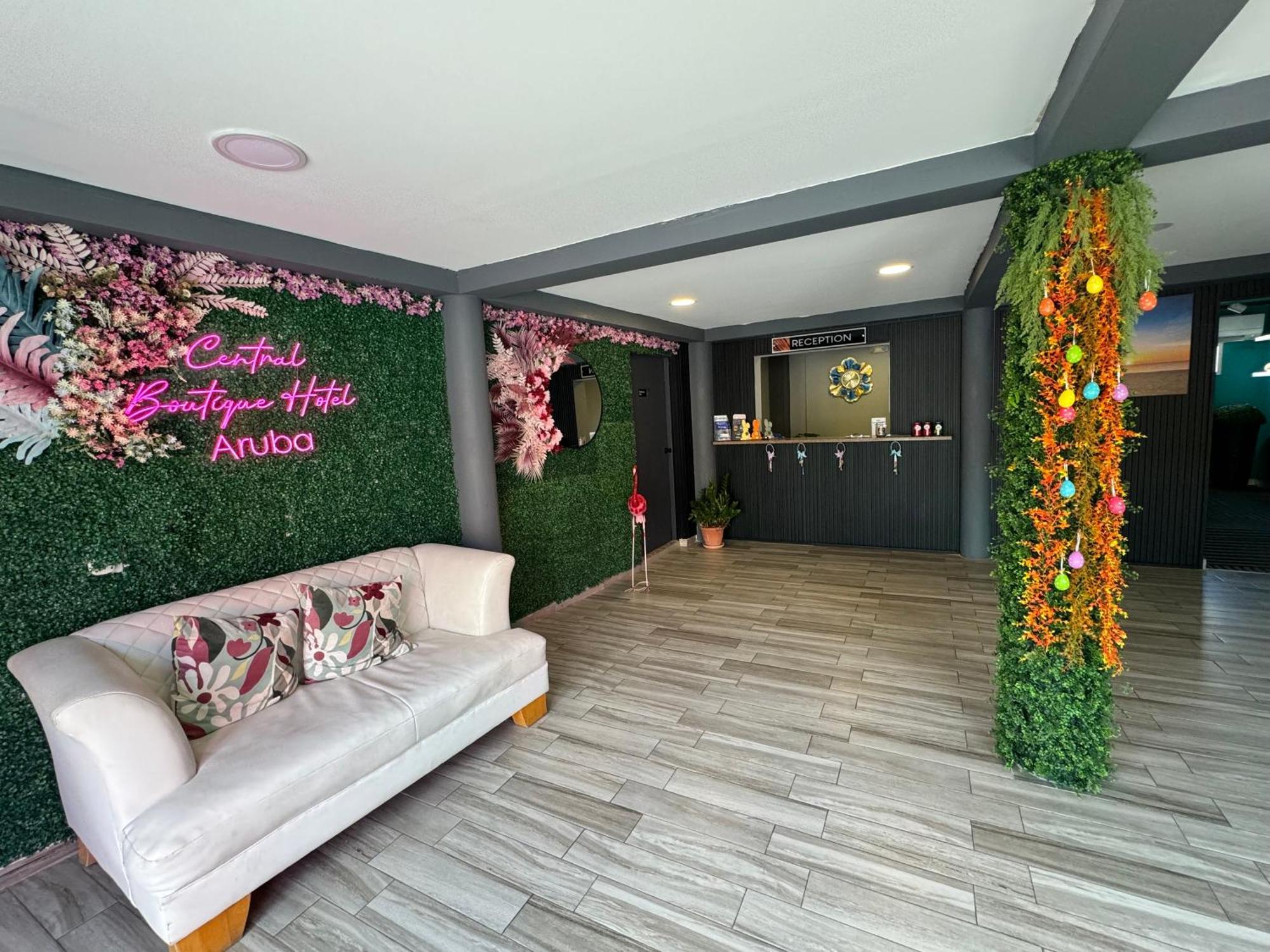 Central Boutique Hotel Οράνχεσταντ Εξωτερικό φωτογραφία